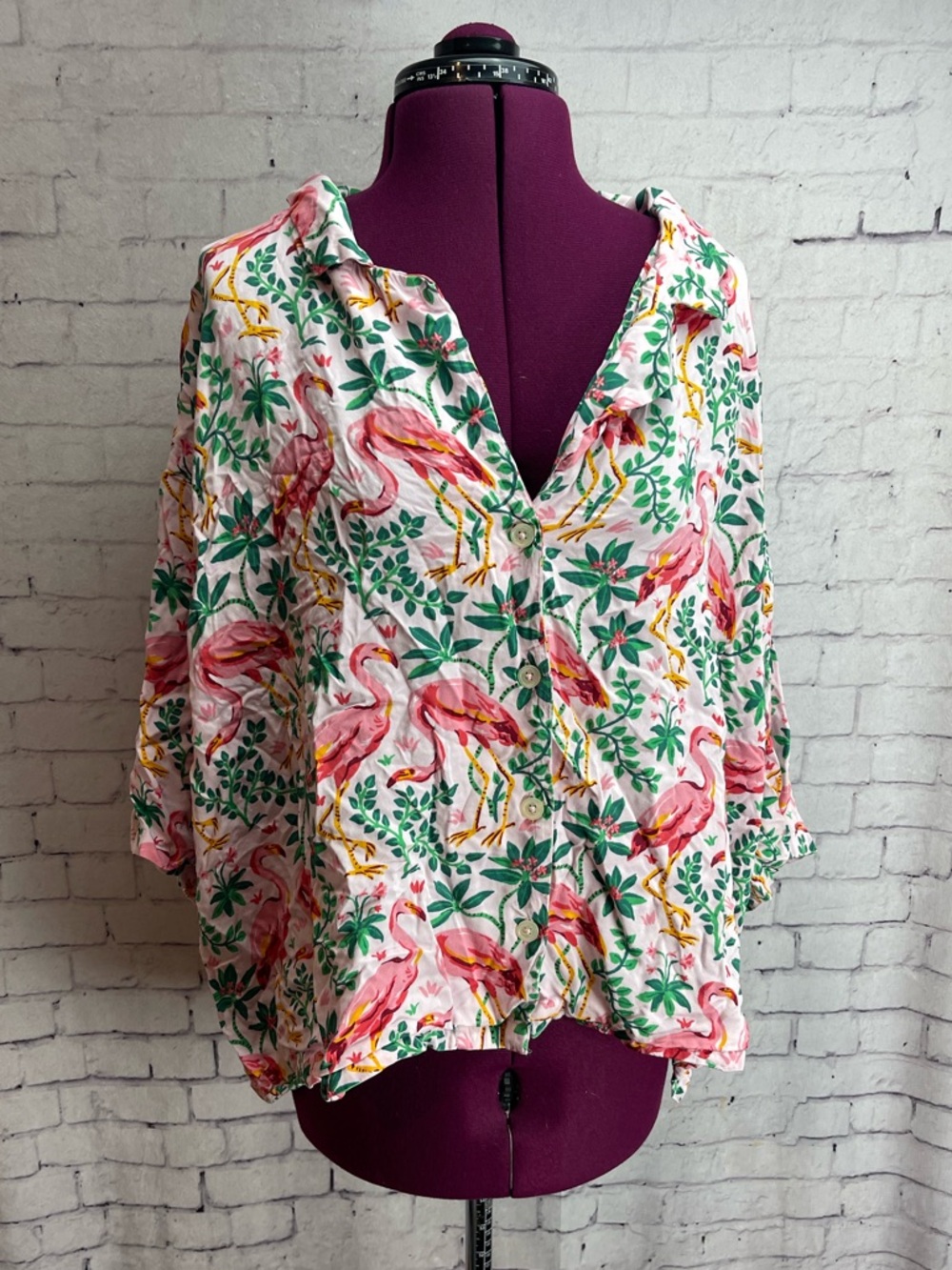 Print fresh size 3X short sleeve button down pajama top flamingo print
